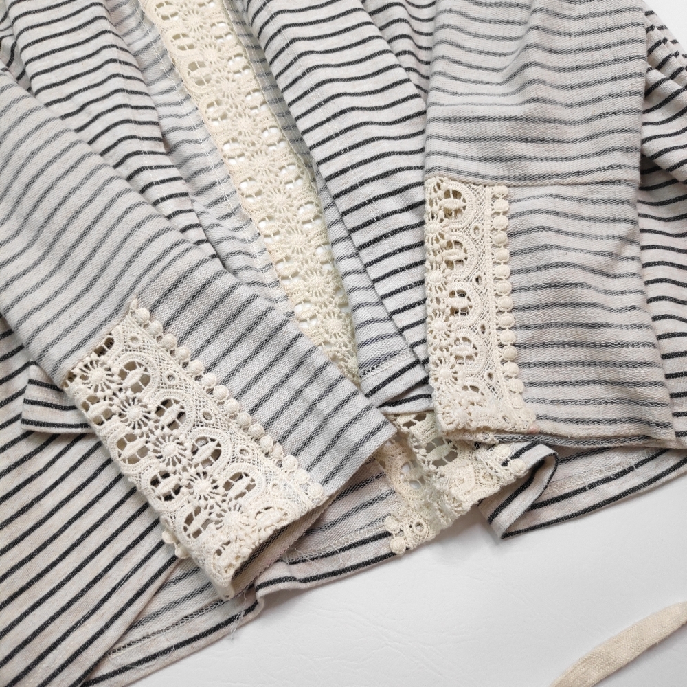 Hem & Thread Stripe Open Front Jacket Lace Size M - image 3